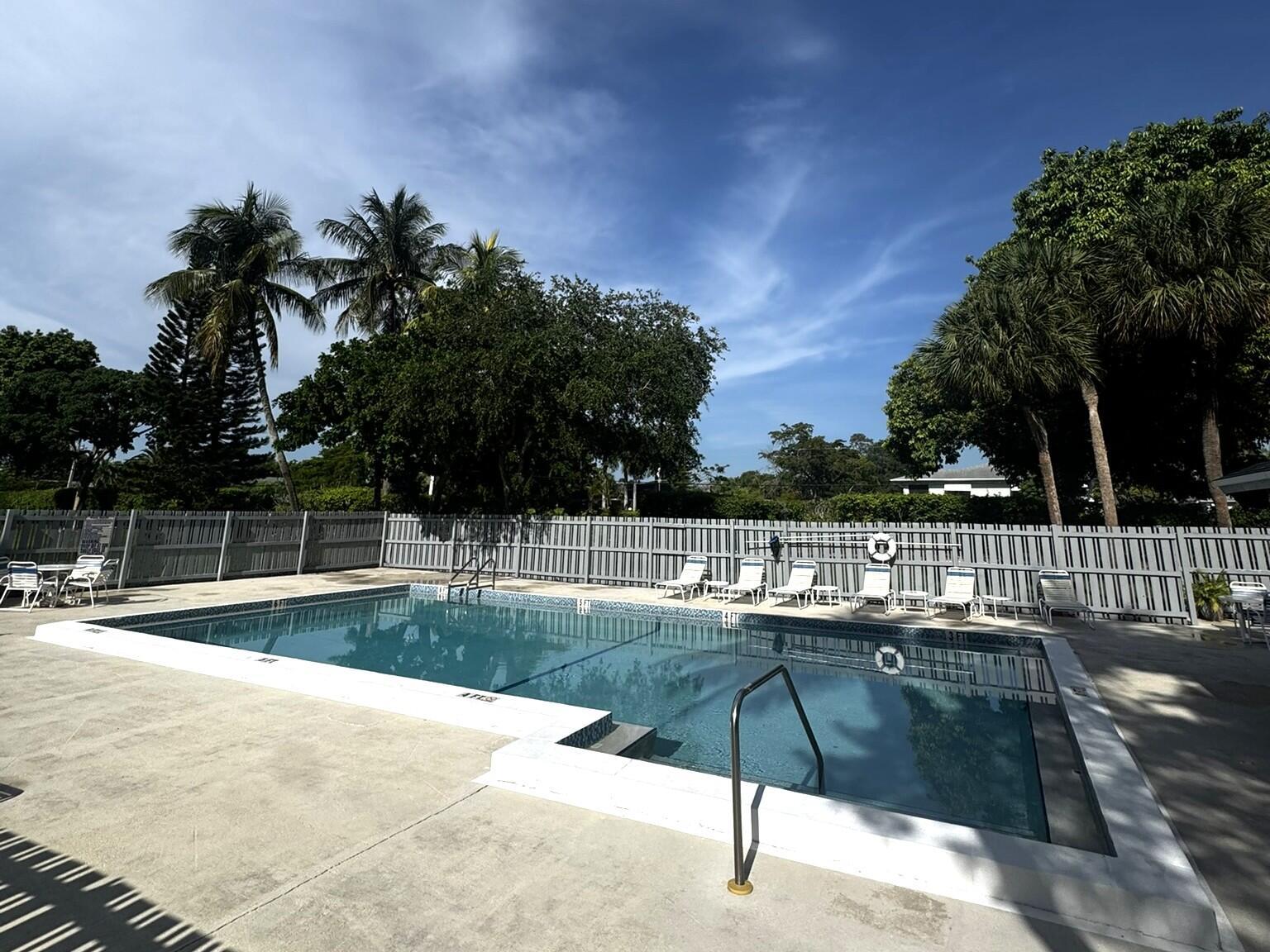 2335 SW 22nd Avenue 201