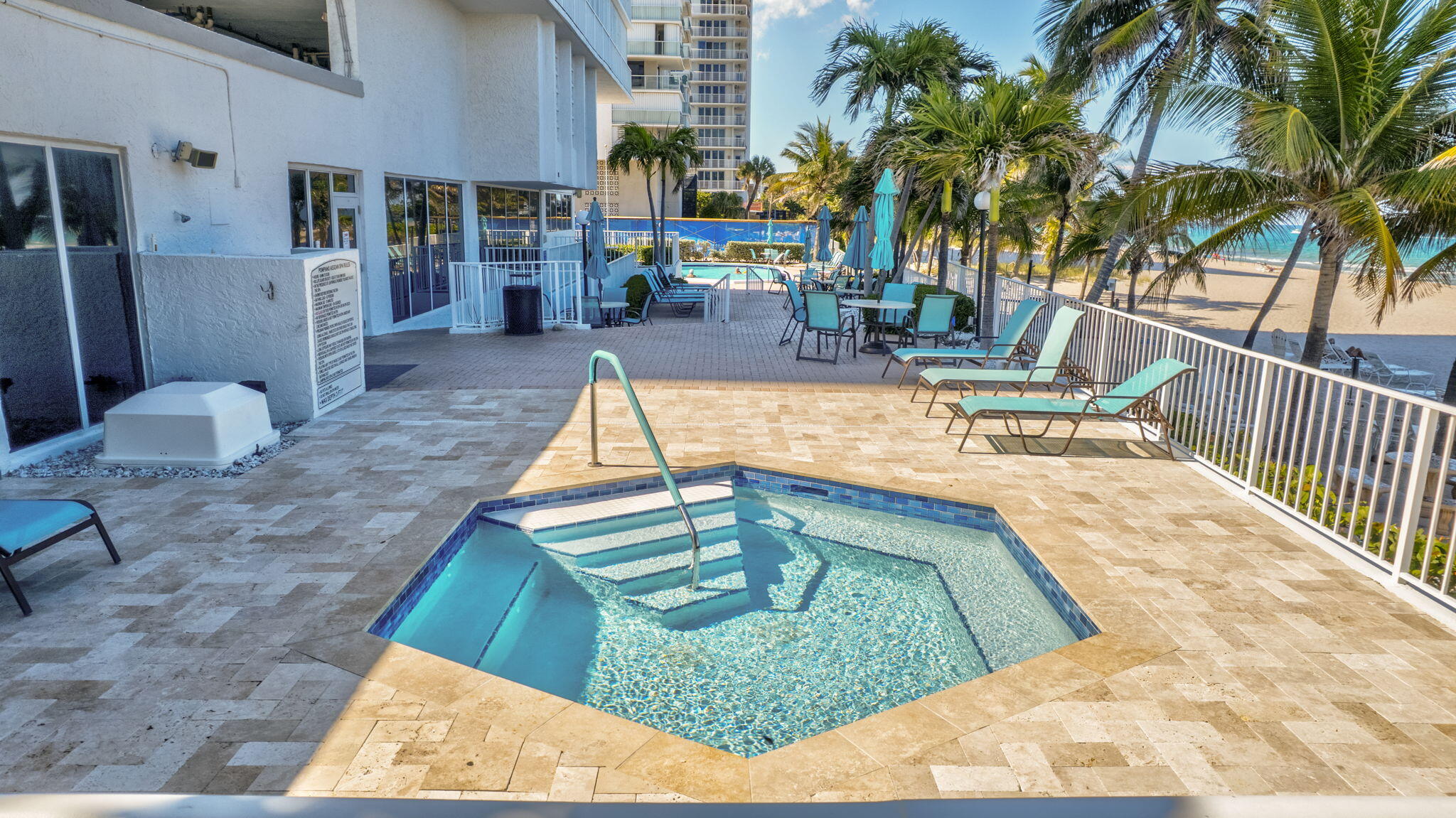 1010 S Ocean Boulevard 914