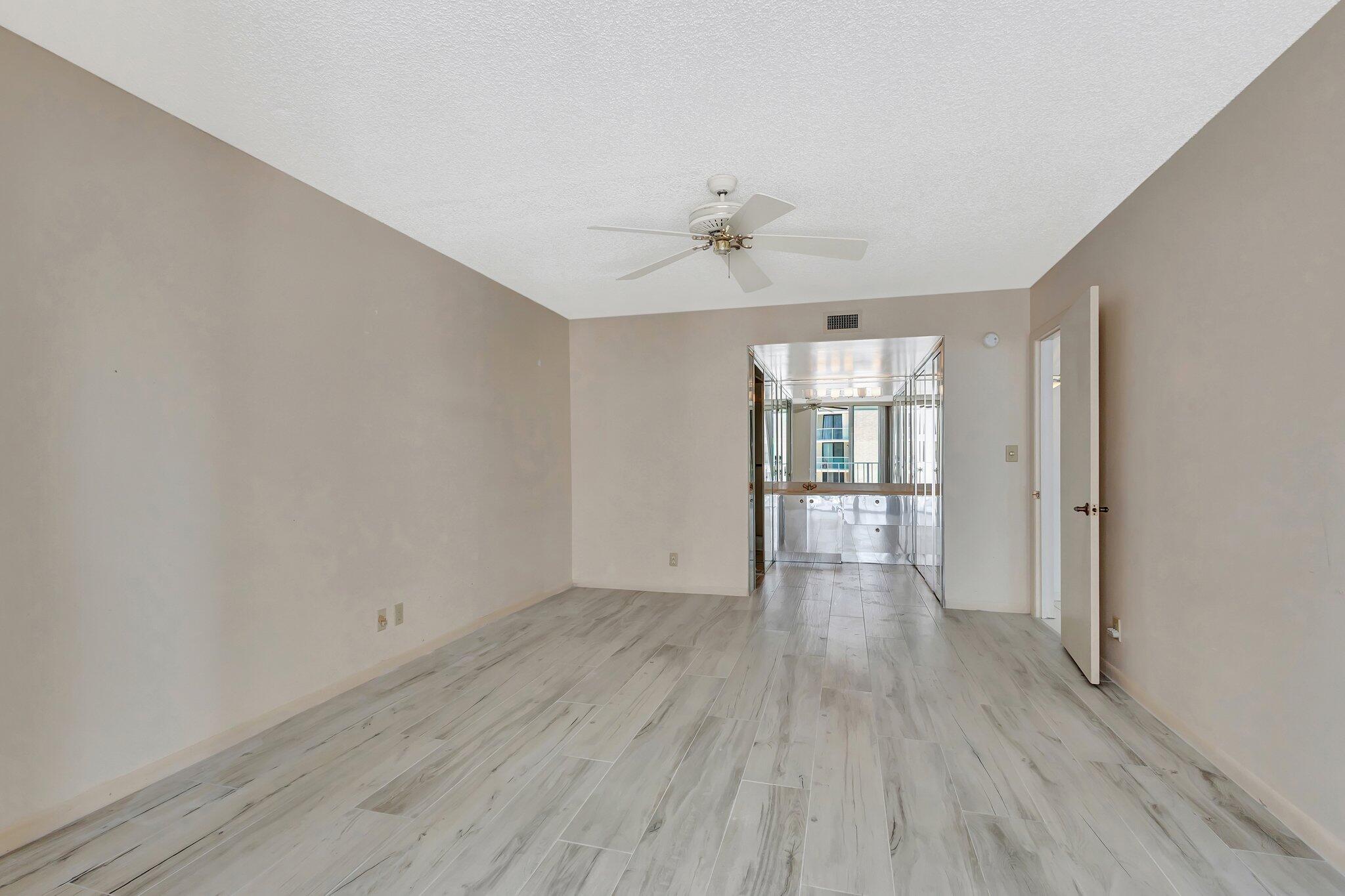 1010 S Ocean Boulevard 914