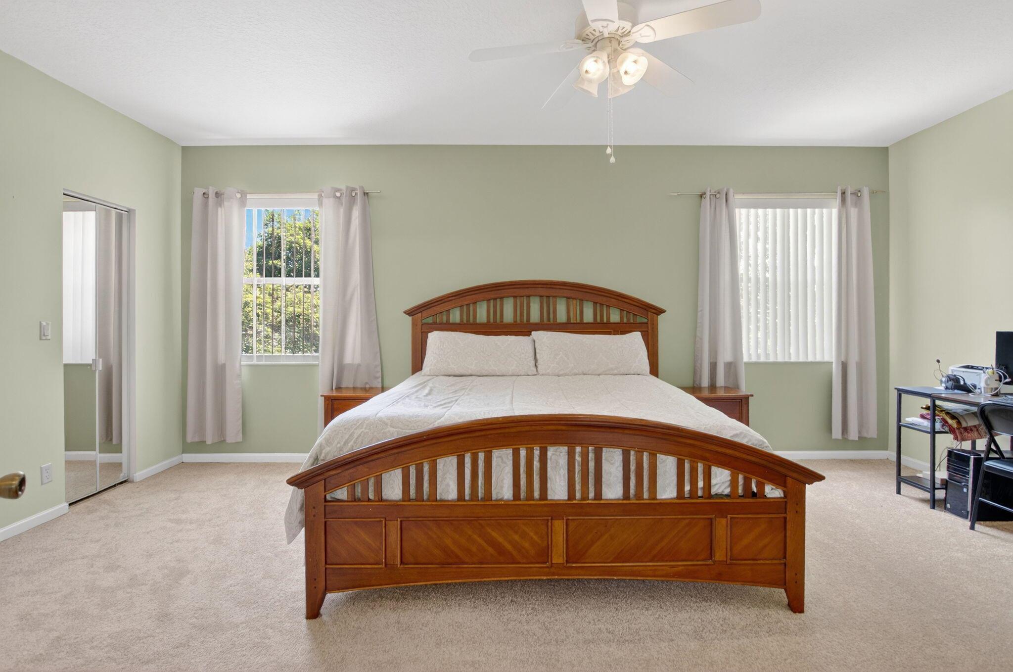 4426 NW 41 Place