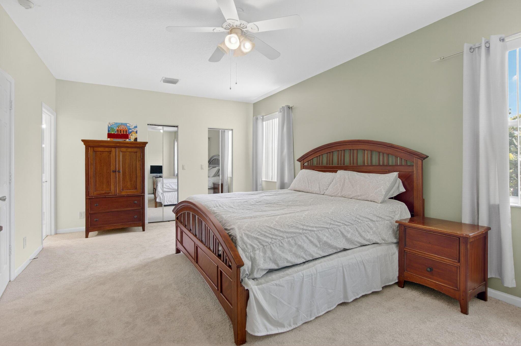 4426 NW 41 Place
