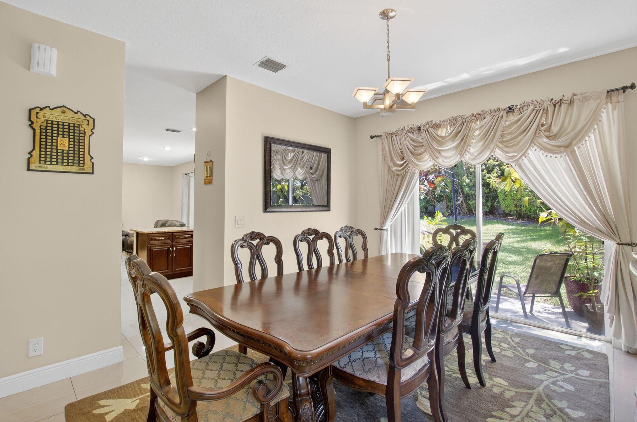 4426 NW 41 Place
