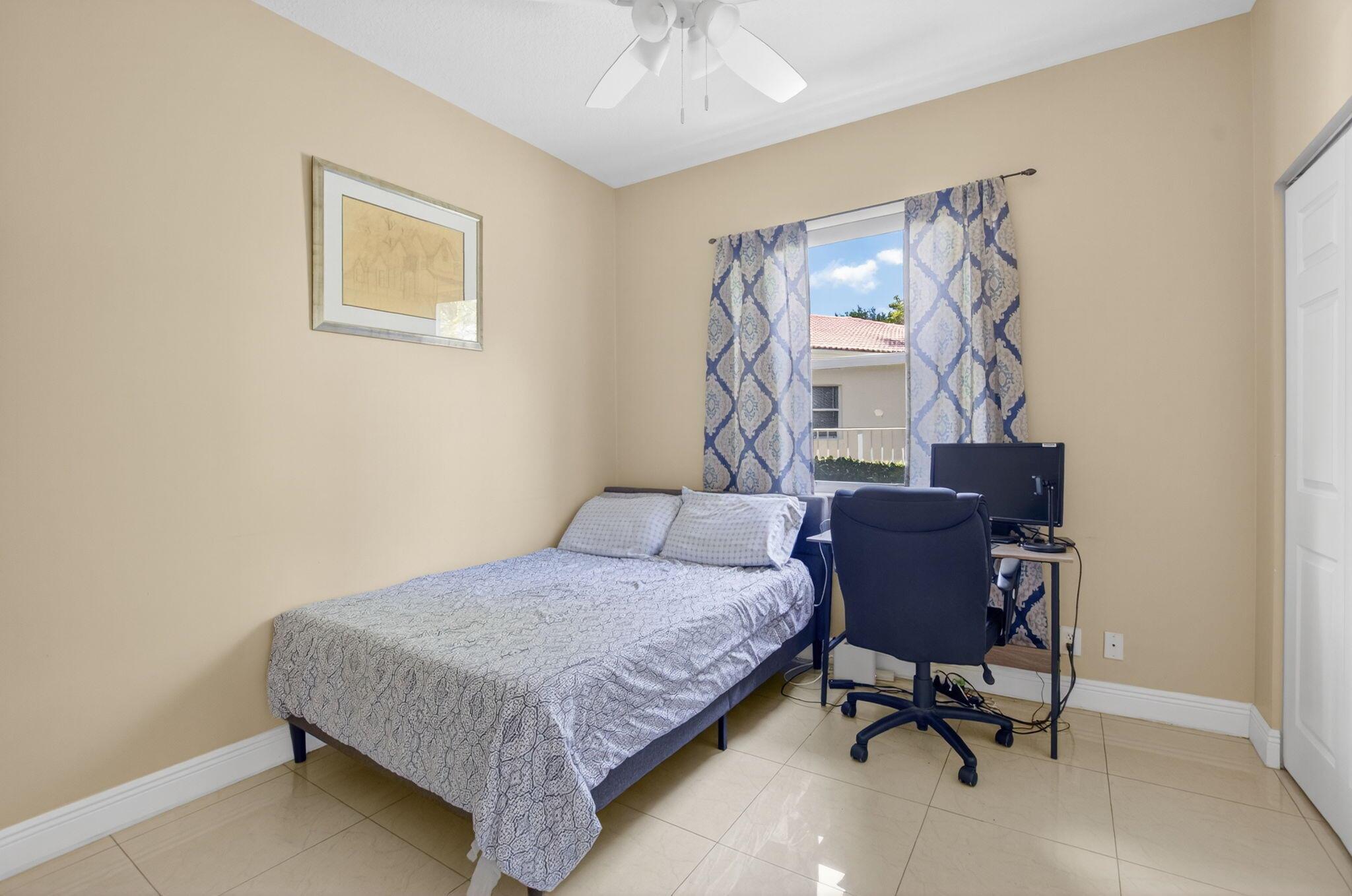 4426 NW 41 Place