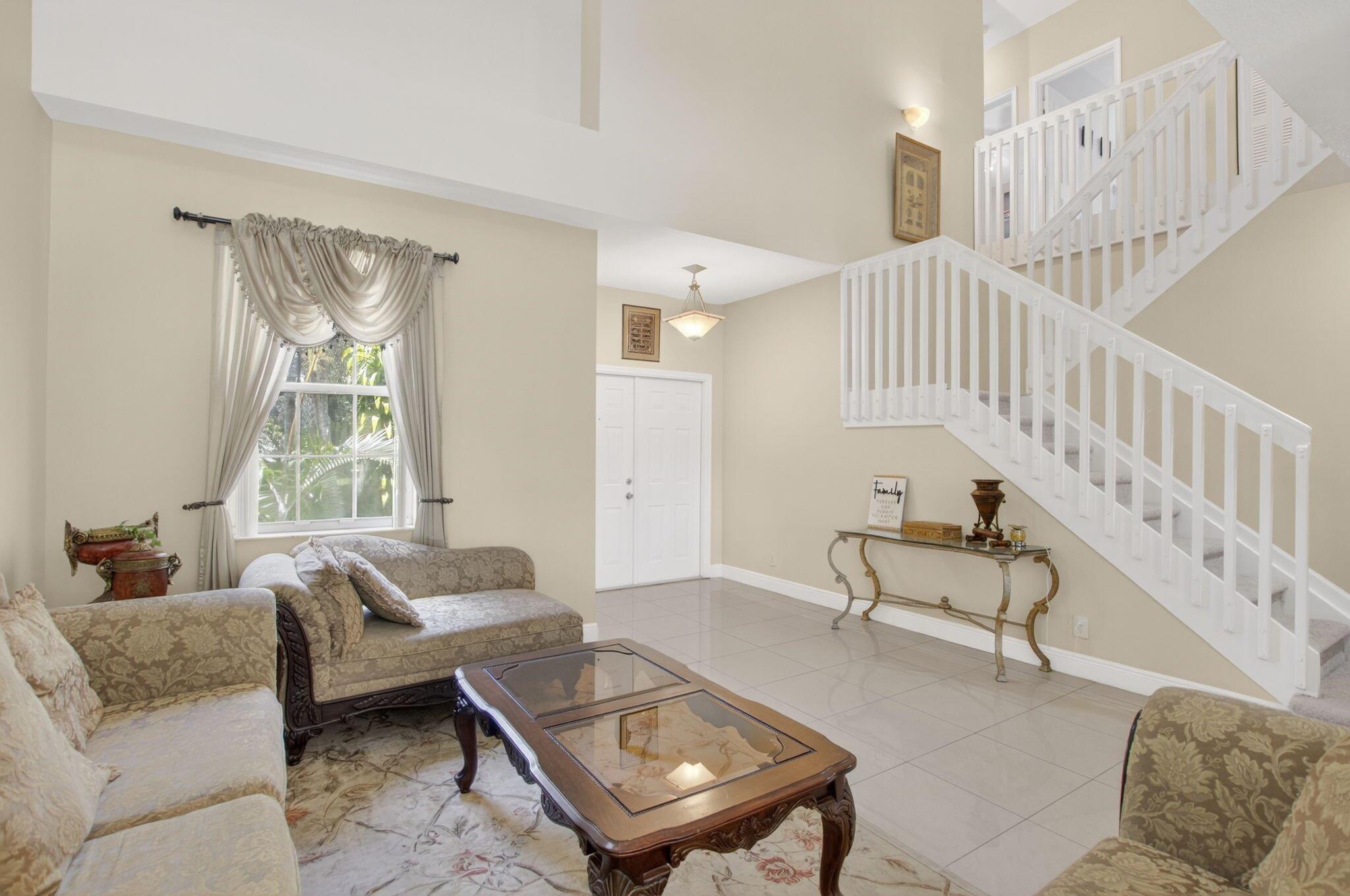 4426 NW 41 Place
