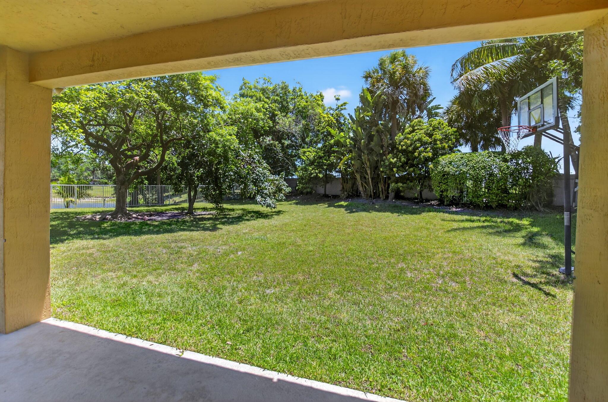 4426 NW 41 Place