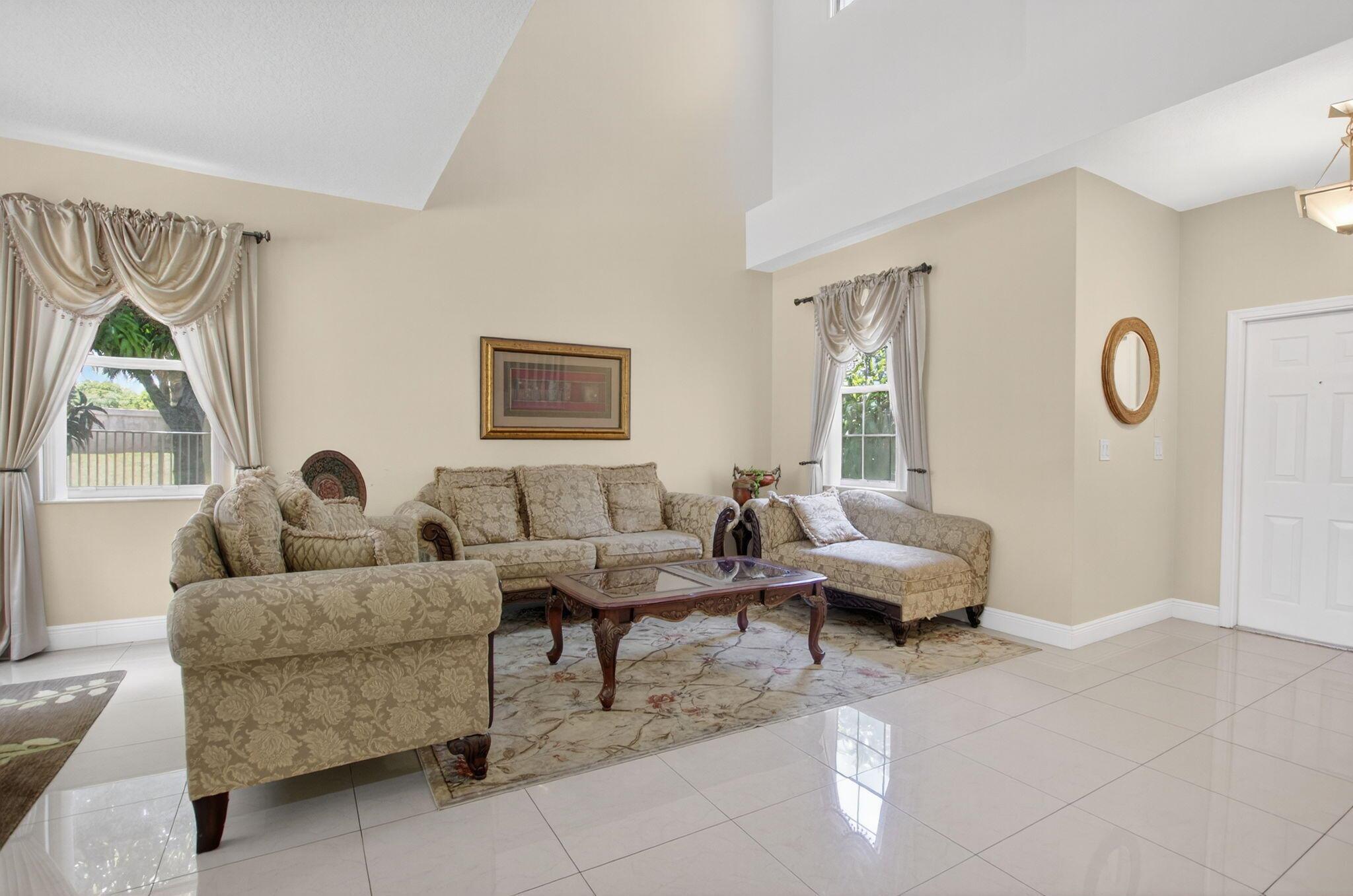 4426 NW 41 Place