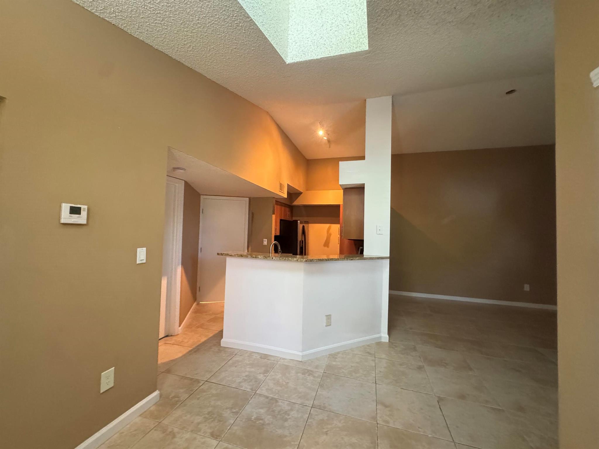 1165 Crystal Way L