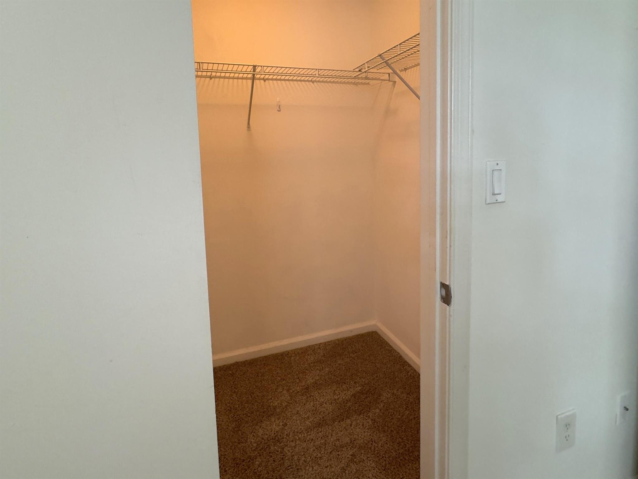 1000 Crystal Way G
