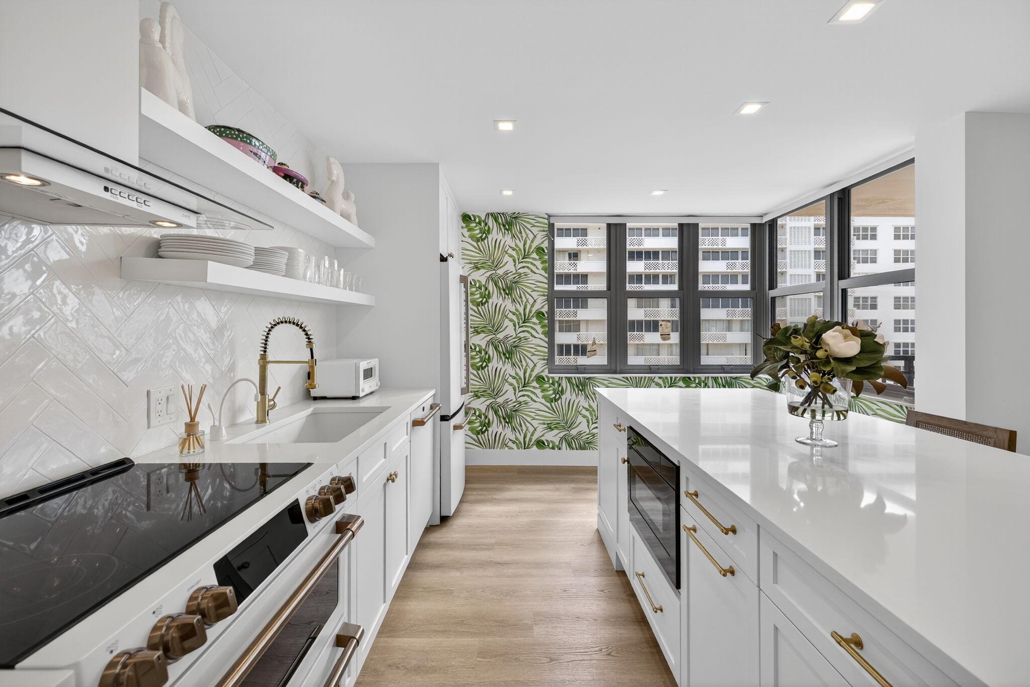 1180 S Ocean Boulevard 11d