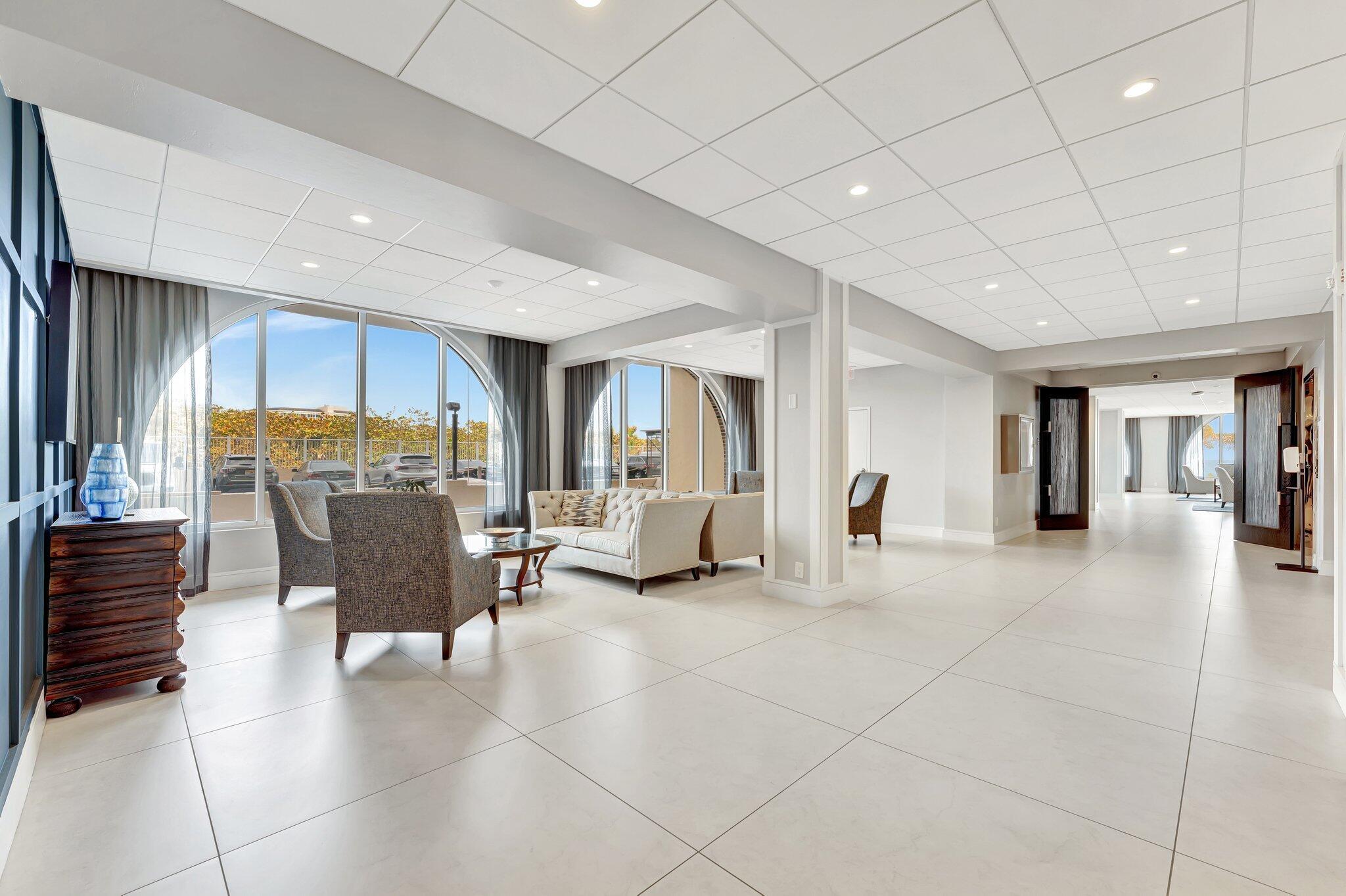 1180 S Ocean Boulevard 11d