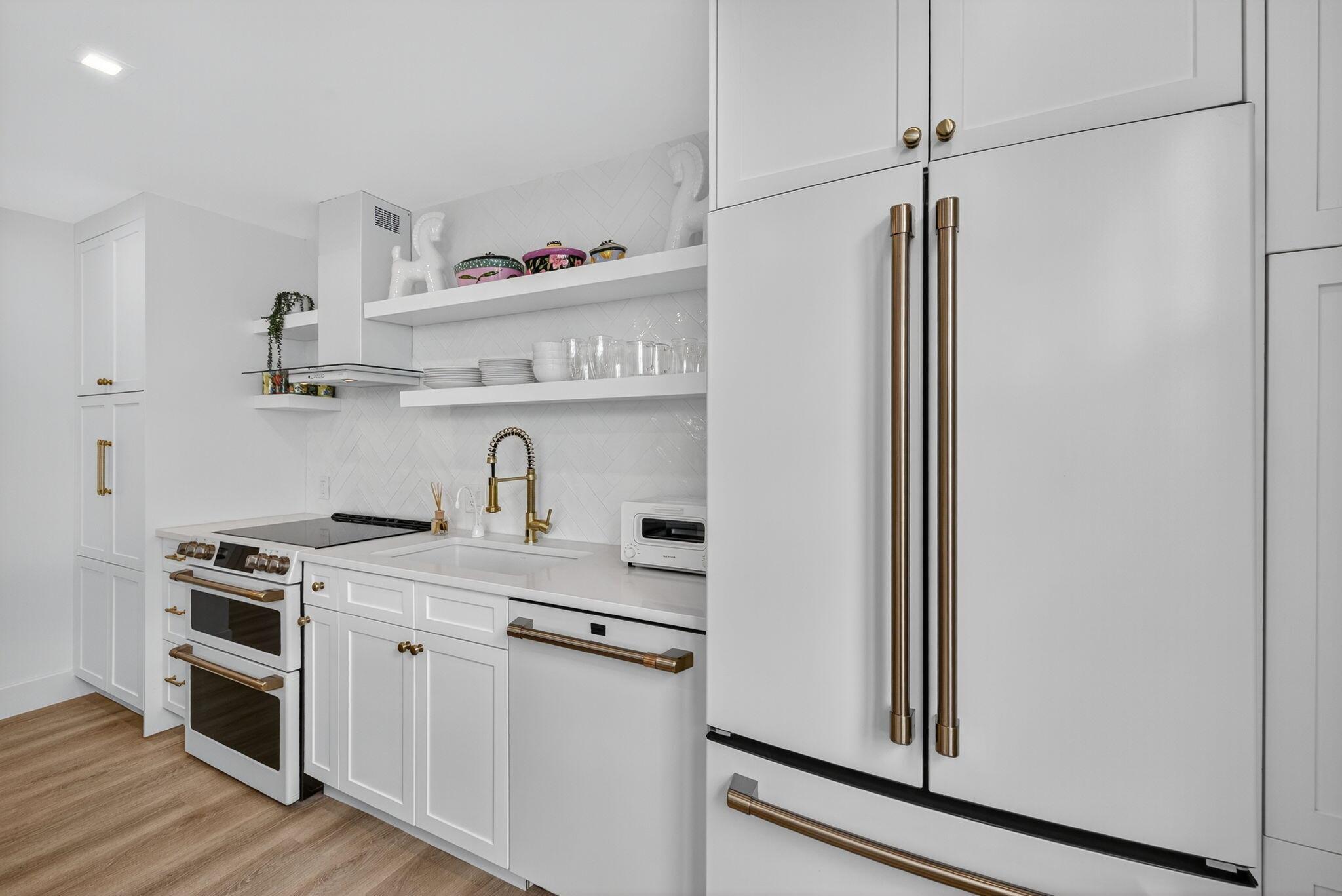 1180 S Ocean Boulevard 11d