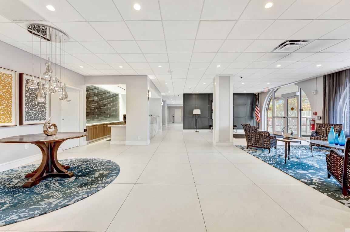 1180 S Ocean Boulevard 11d