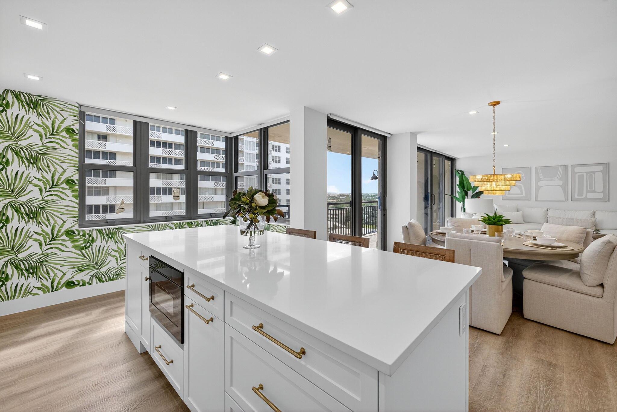 1180 S Ocean Boulevard 11d