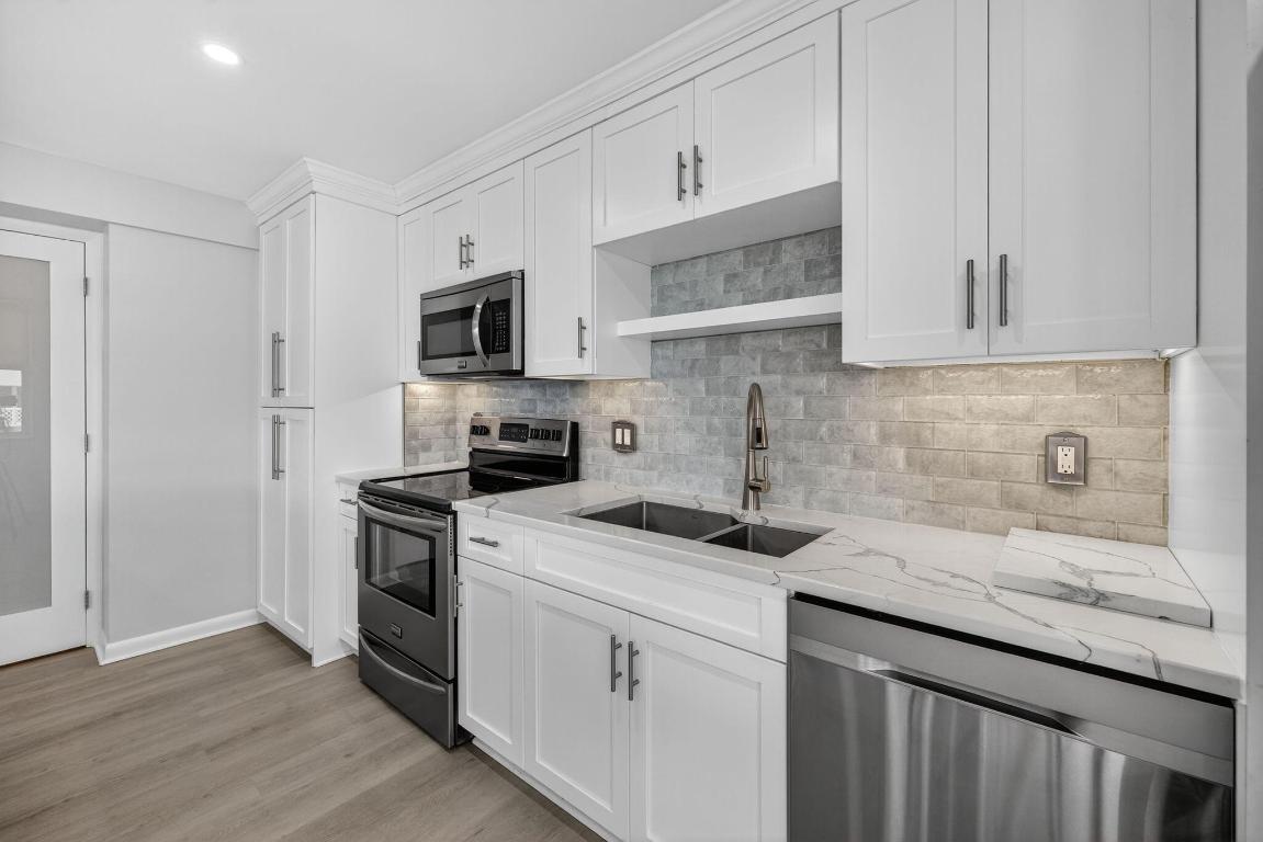 1180 S Ocean Boulevard 14d