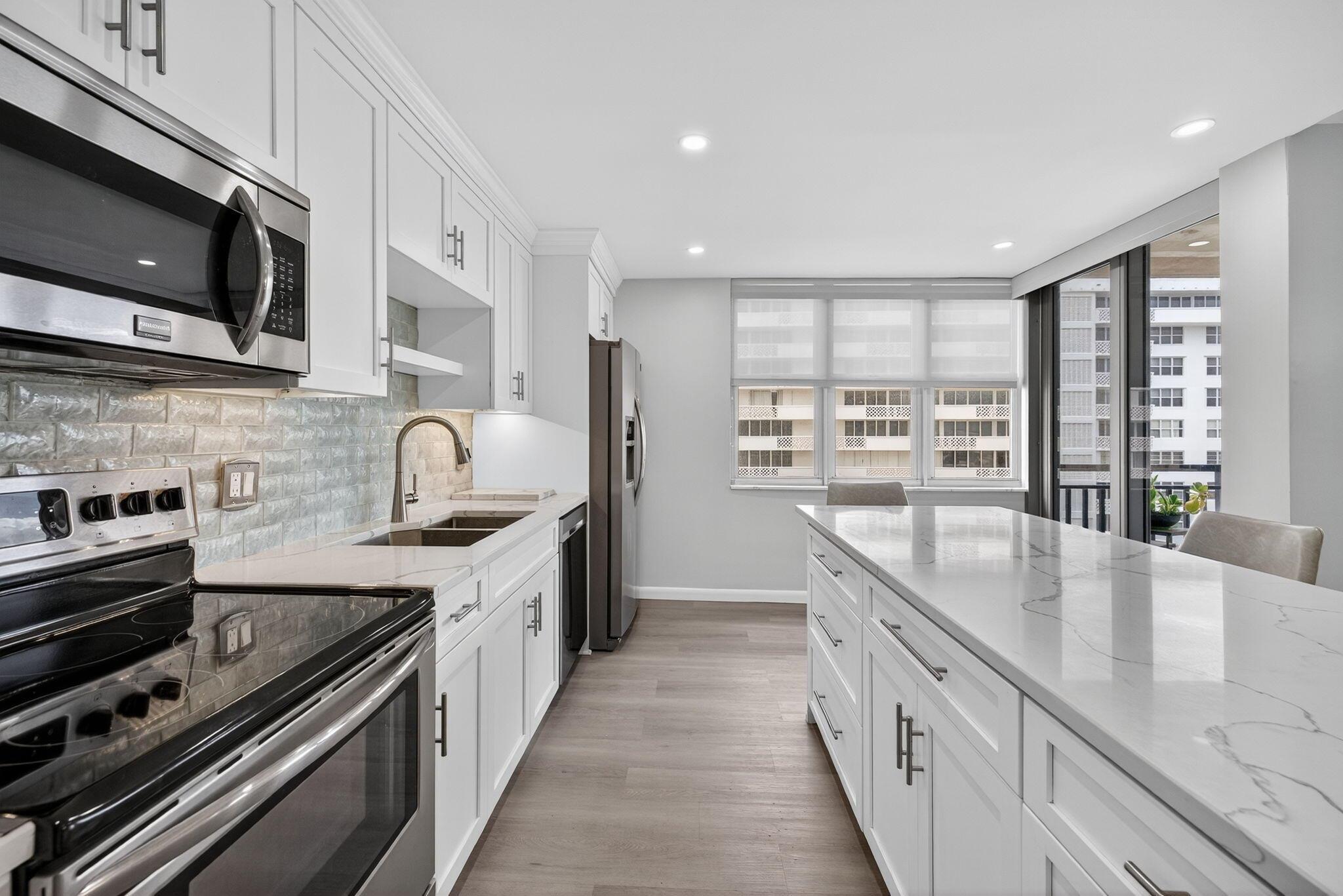 1180 S Ocean Boulevard 14d