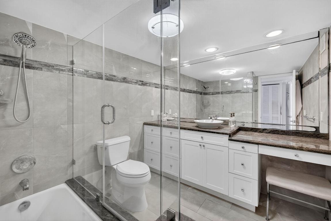 1180 S Ocean Boulevard 14d