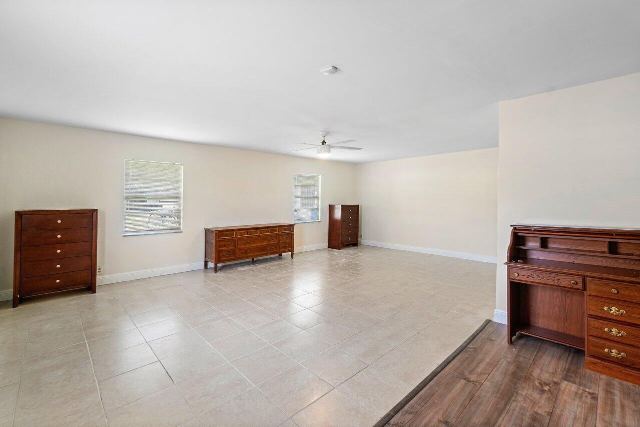 612 S Swinton Avenue