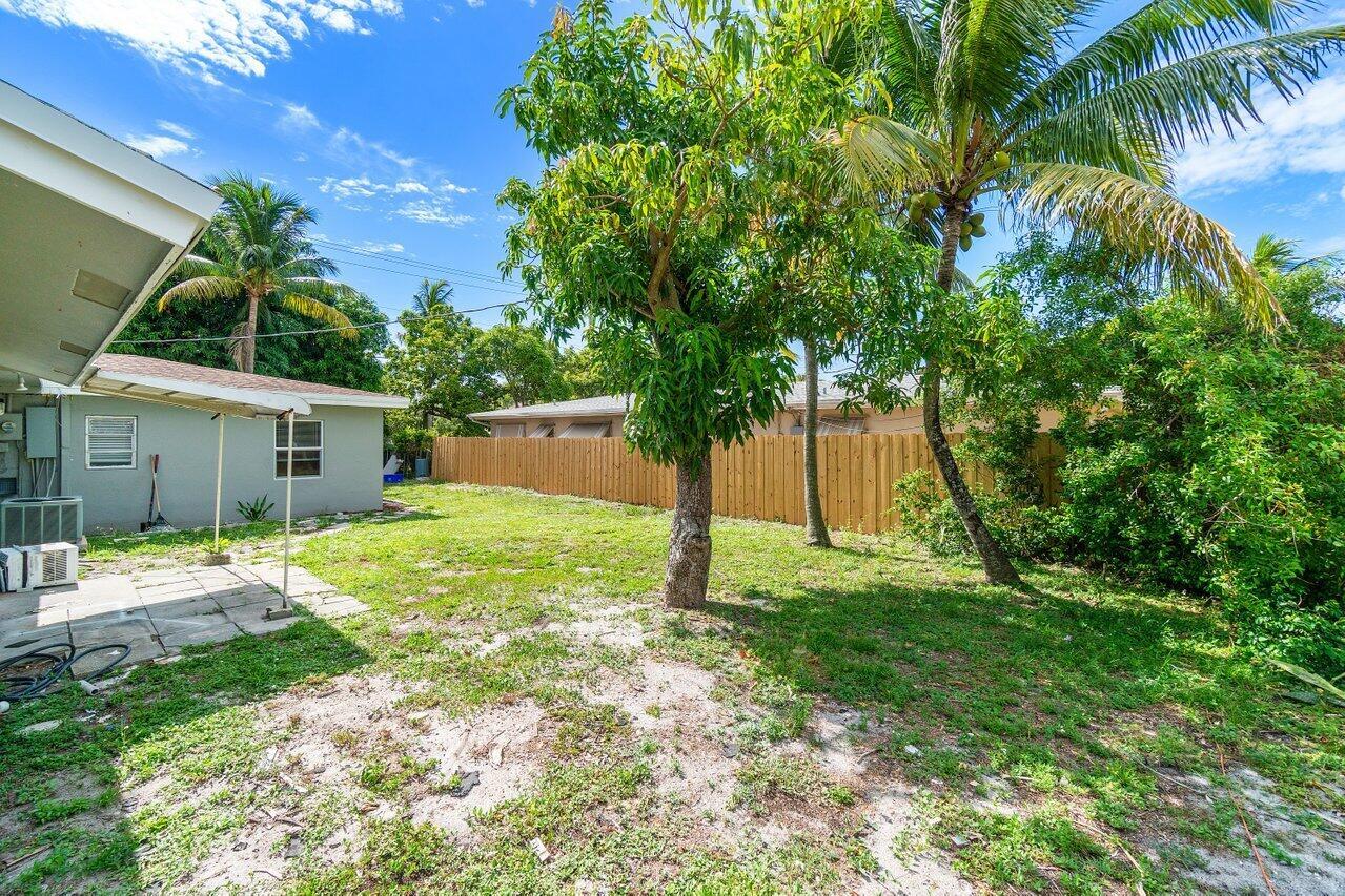 612 S Swinton Avenue