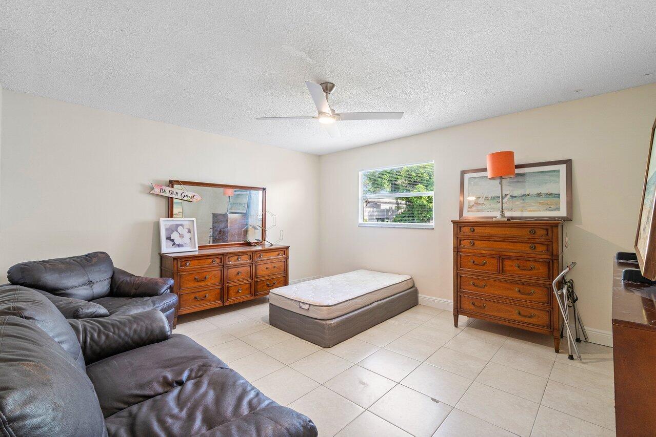 612 S Swinton Avenue