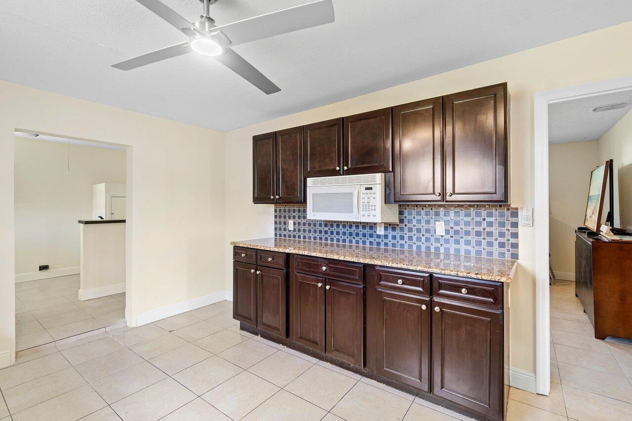 612 S Swinton Avenue