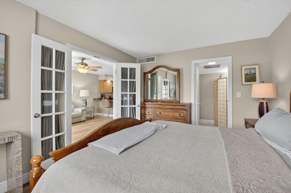 451 Greensward Lane 104-B