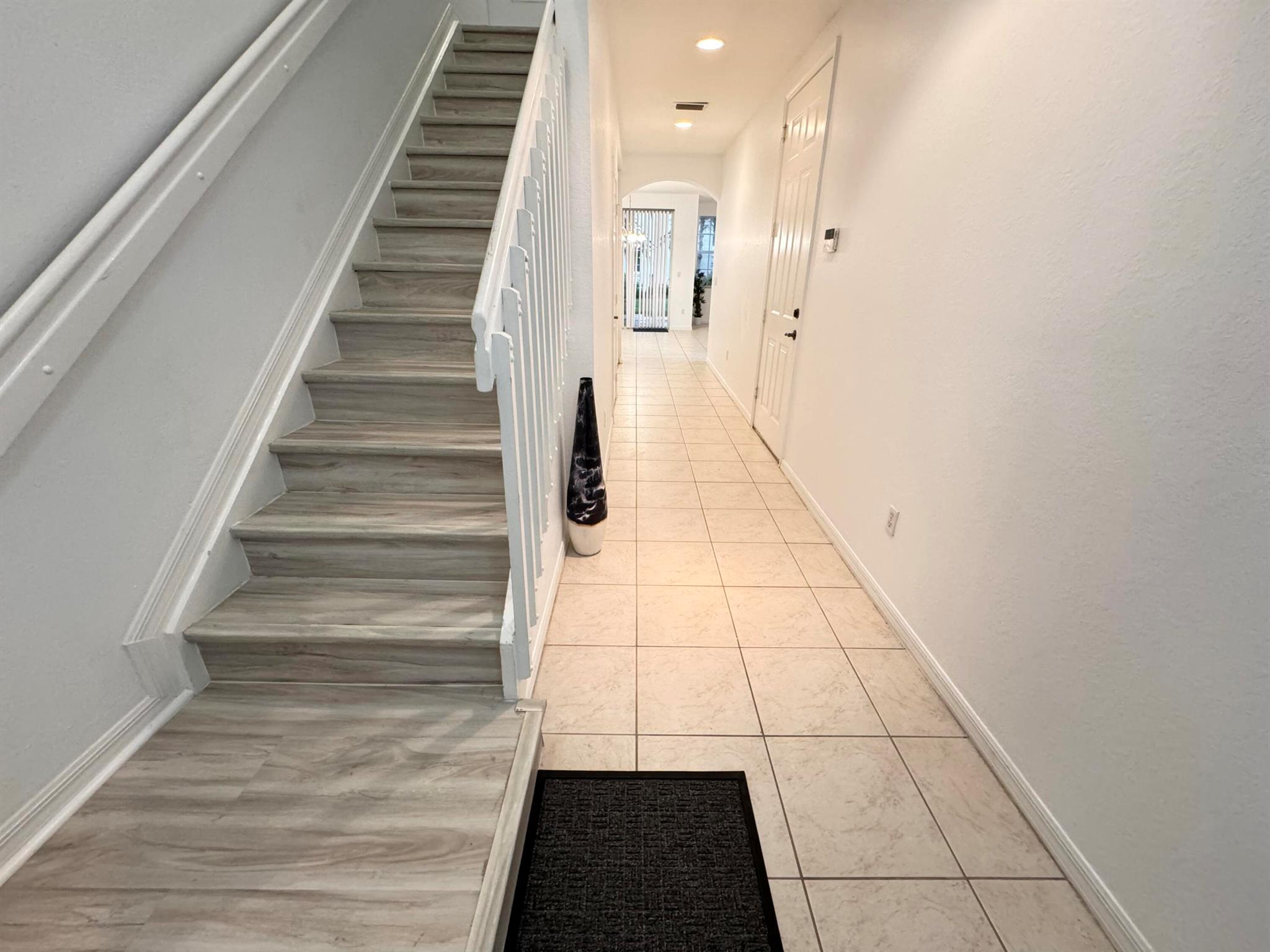 1019 W Longport Circle 5b