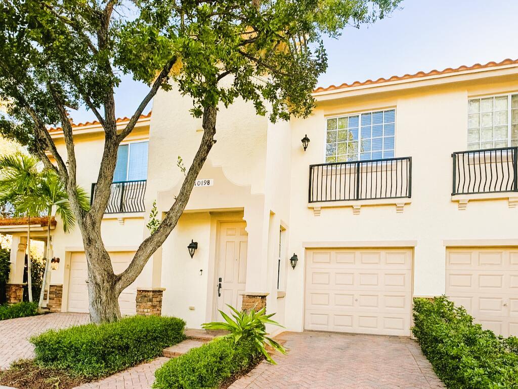 1019 W Longport Circle 5b