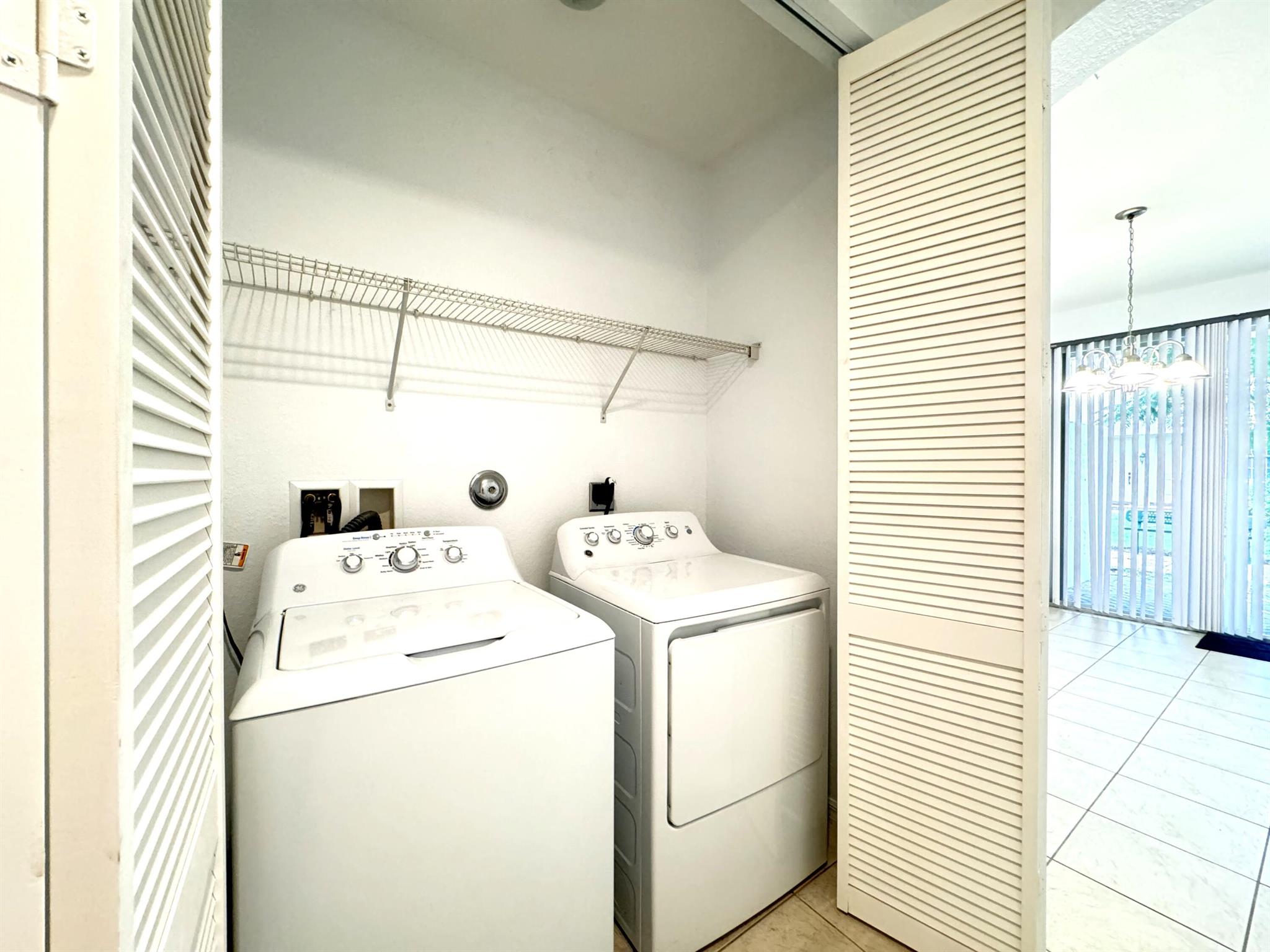 1019 W Longport Circle 5b