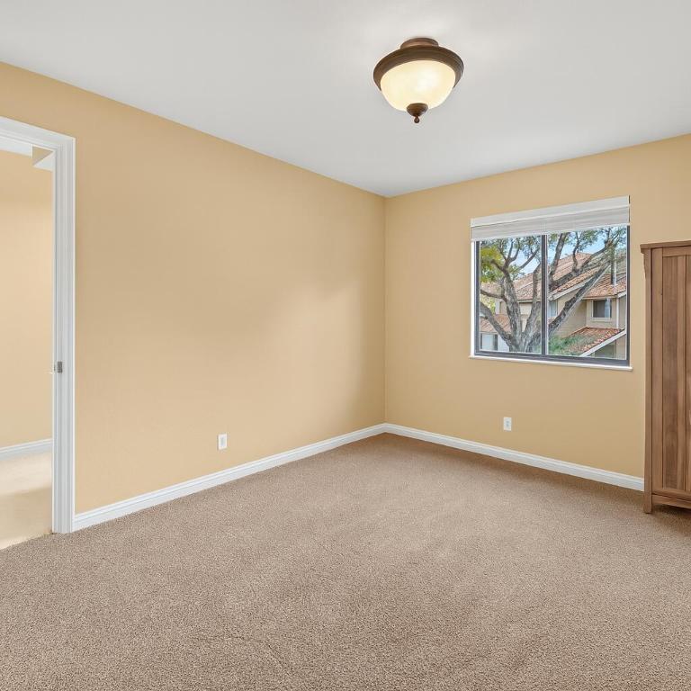 5600 Coach House Circle E