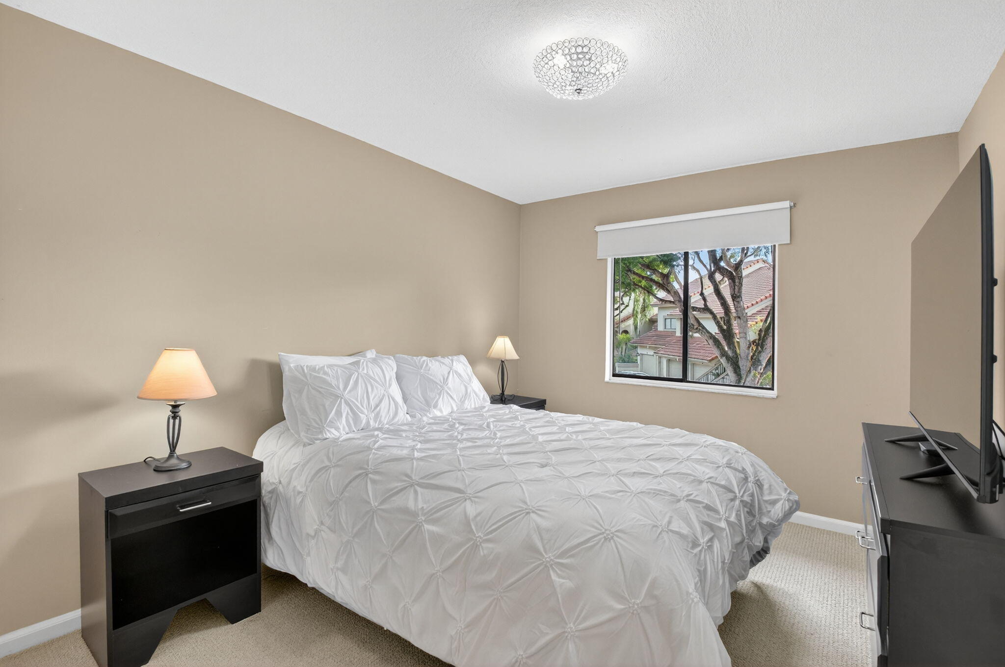 5600 Coach House Circle E