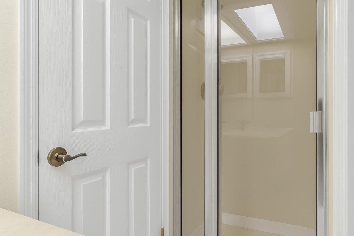 5600 Coach House Circle E