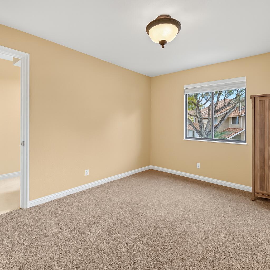 5600 Coach House Circle E