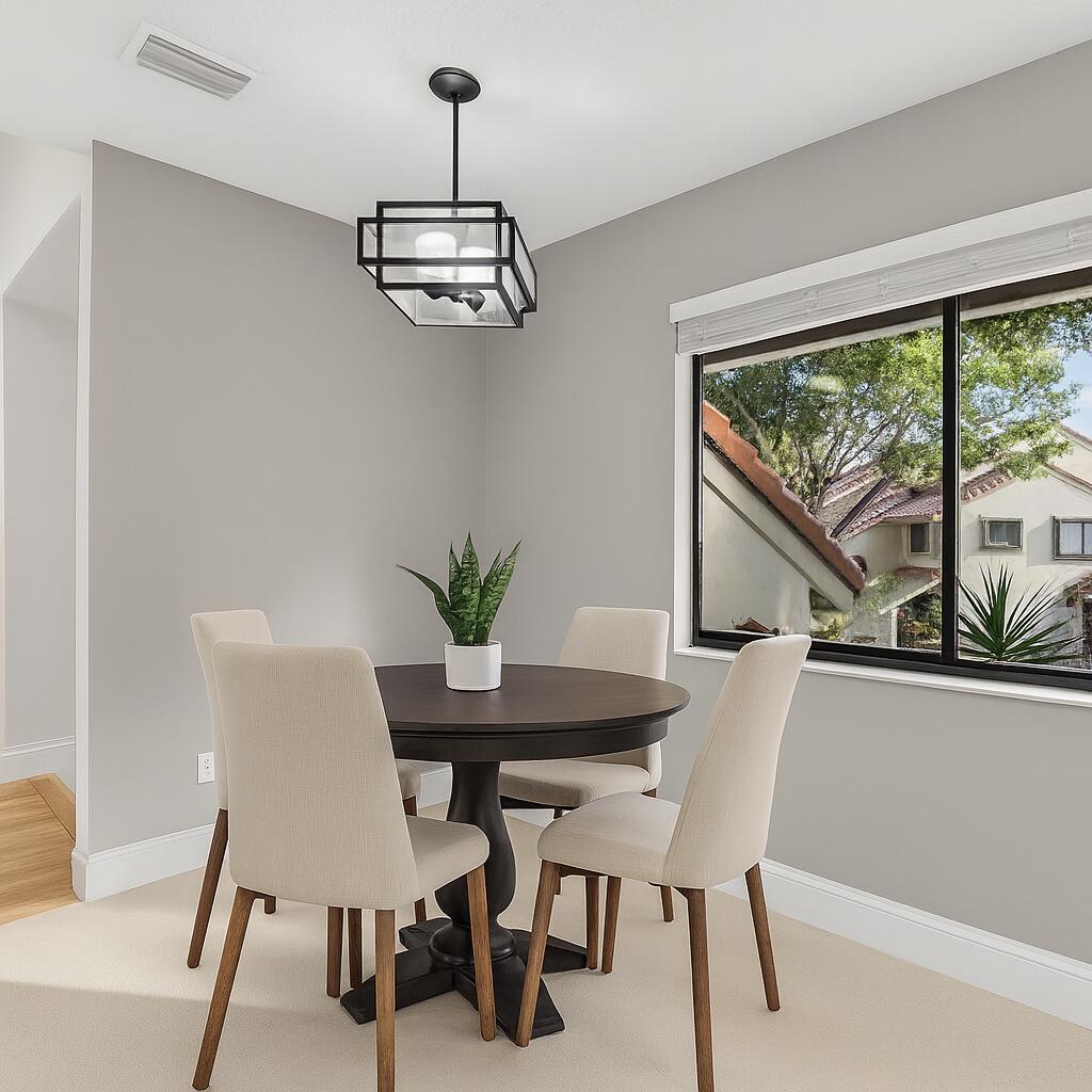 5600 Coach House Circle E