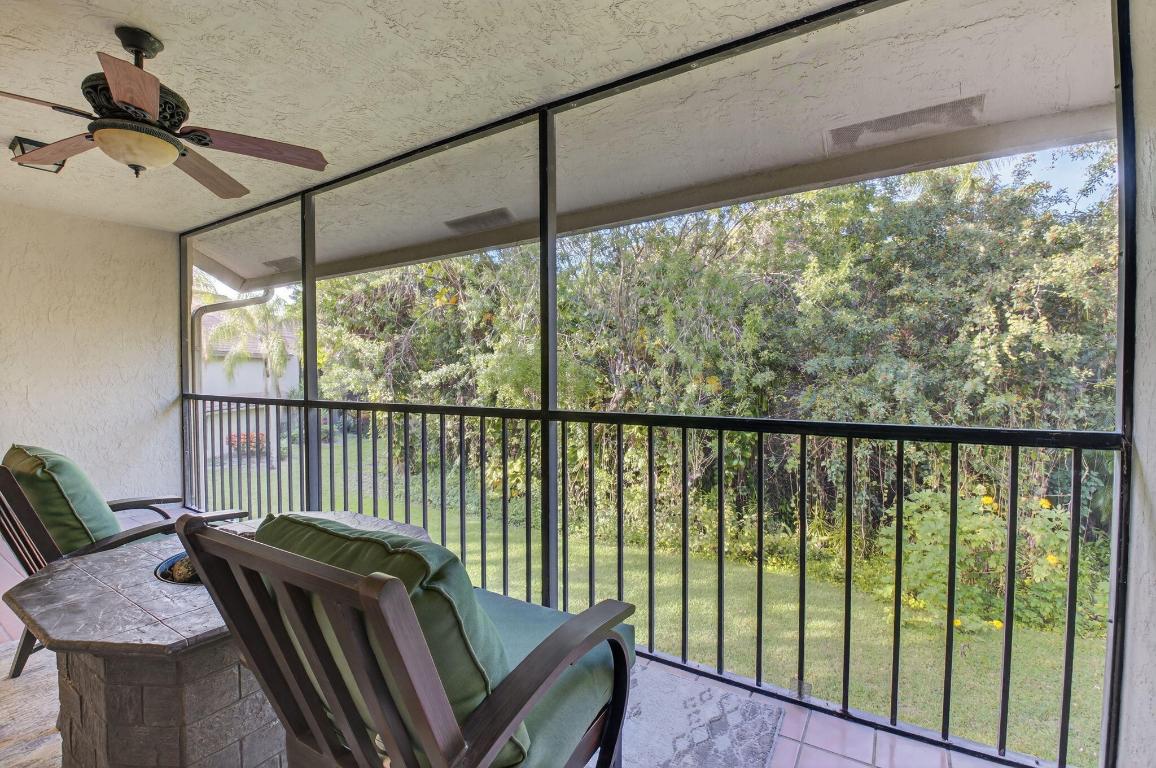 5600 Coach House Circle E