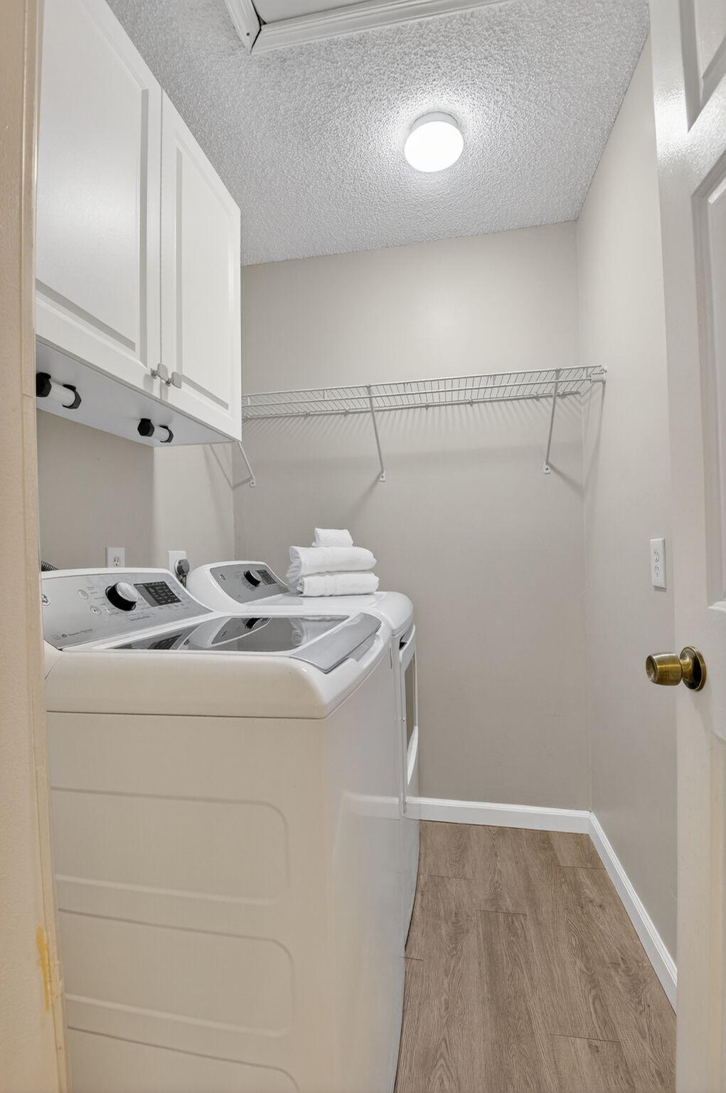 5600 Coach House Circle E