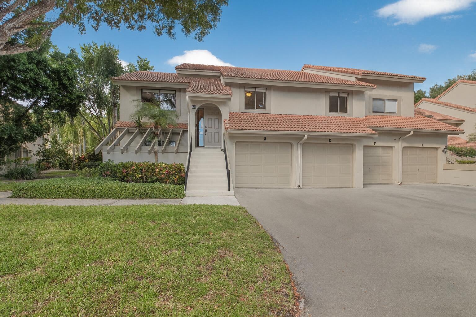 5600 Coach House Circle E