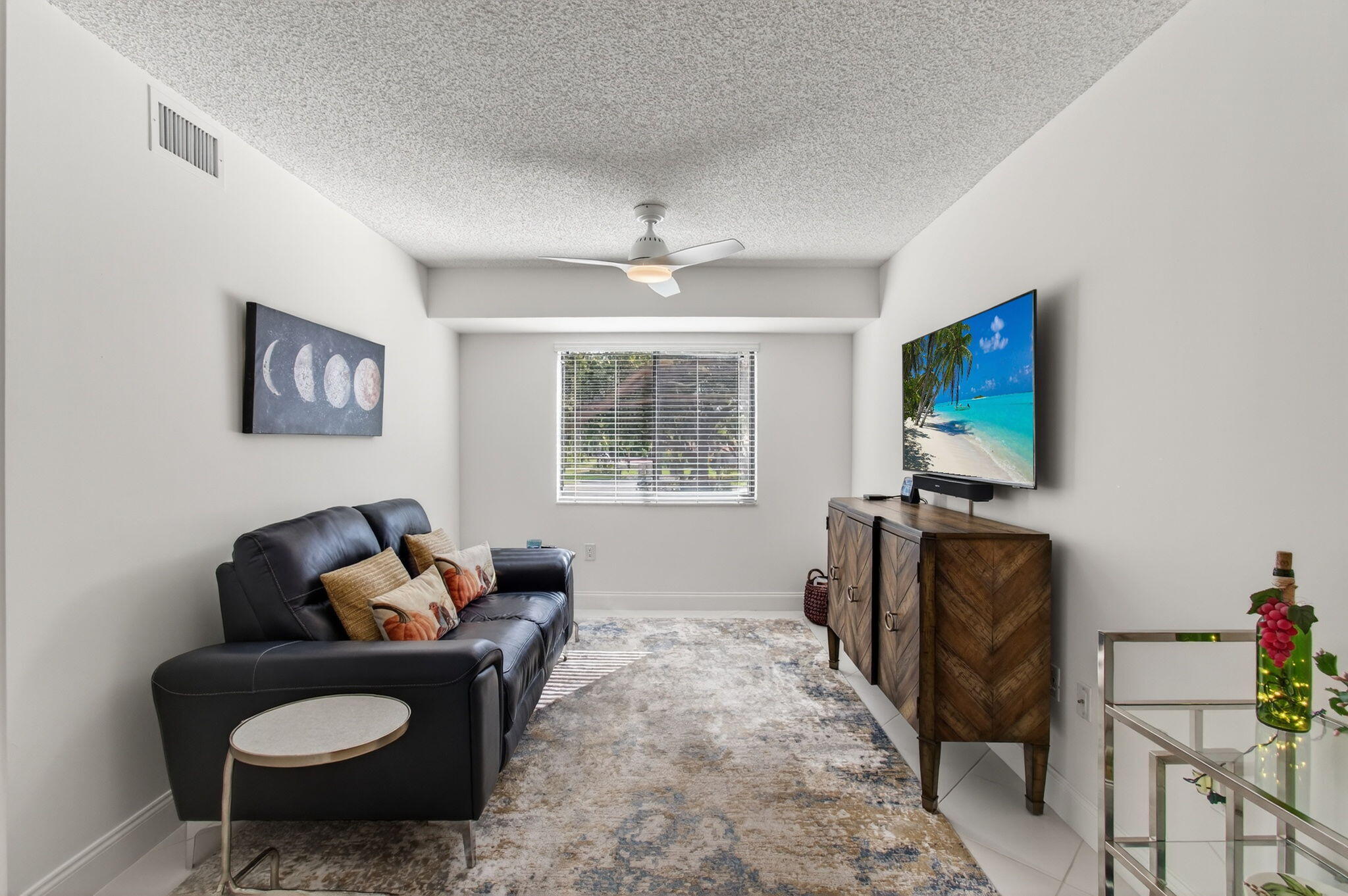 6121 Pointe Regal Circle 201