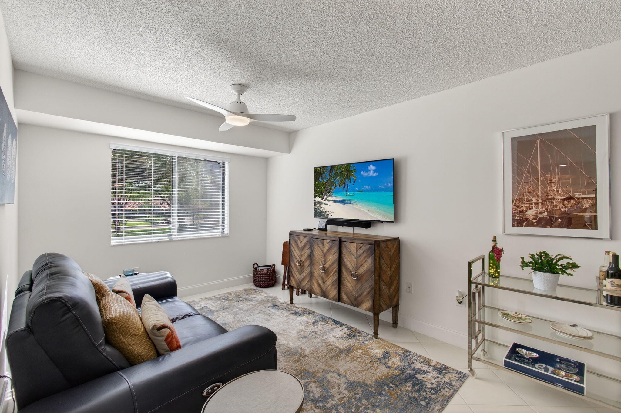 6121 Pointe Regal Circle 201