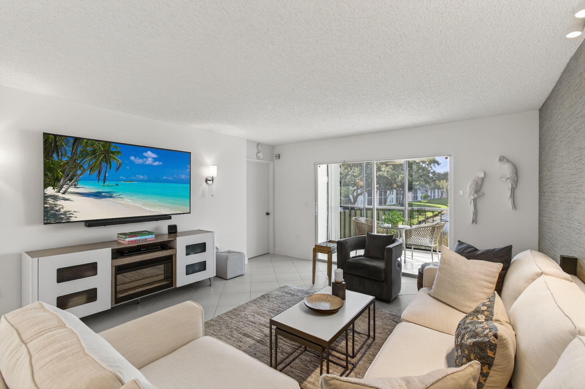 6121 Pointe Regal Circle 201