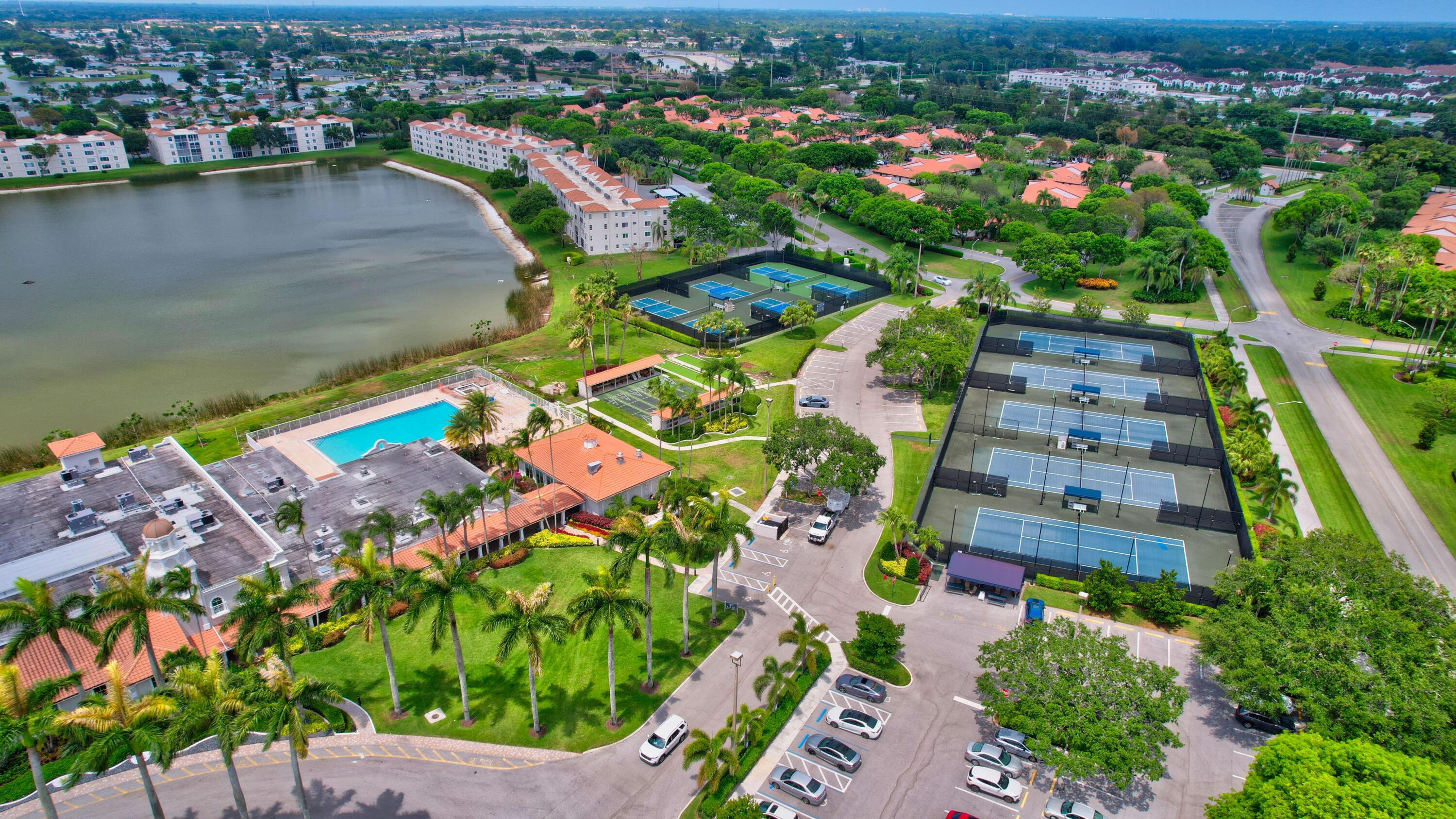 6121 Pointe Regal Circle 201