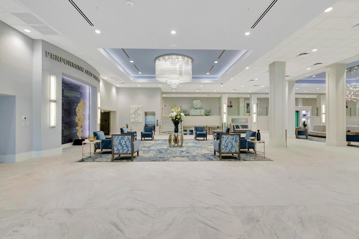 6121 Pointe Regal Circle 201