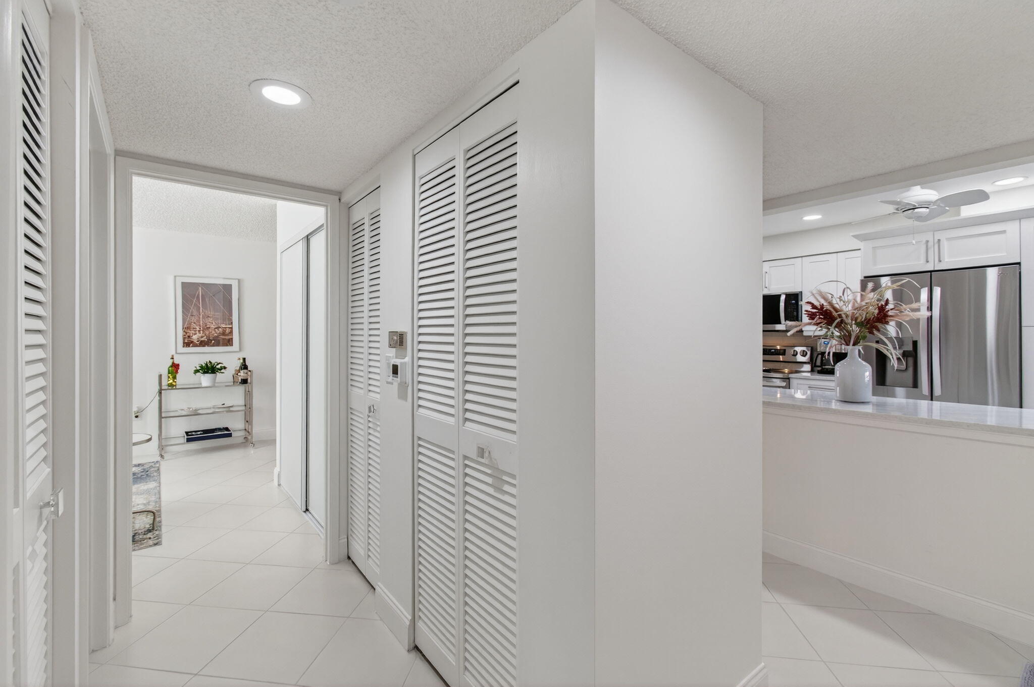 6121 Pointe Regal Circle 201