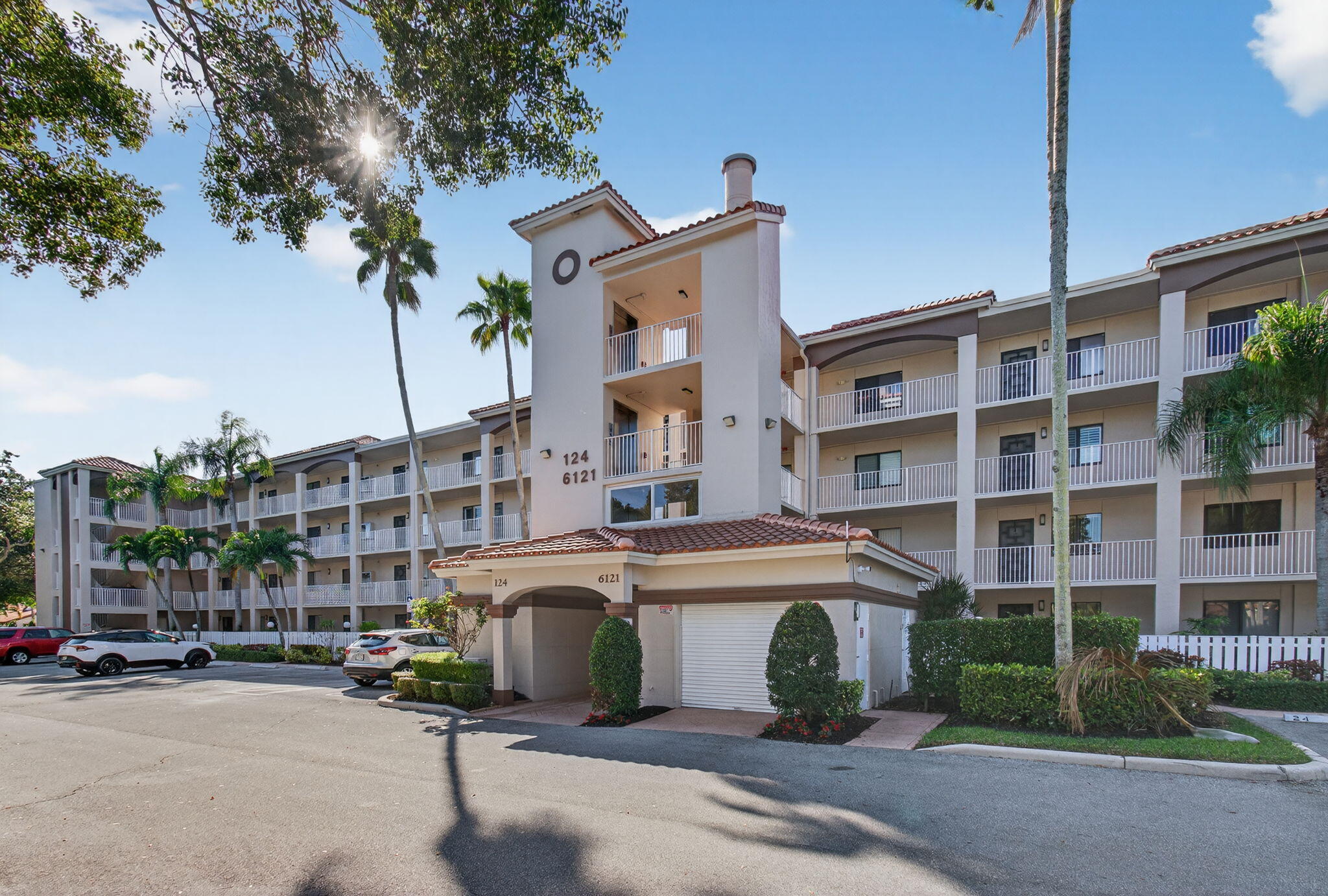 6121 Pointe Regal Circle 201
