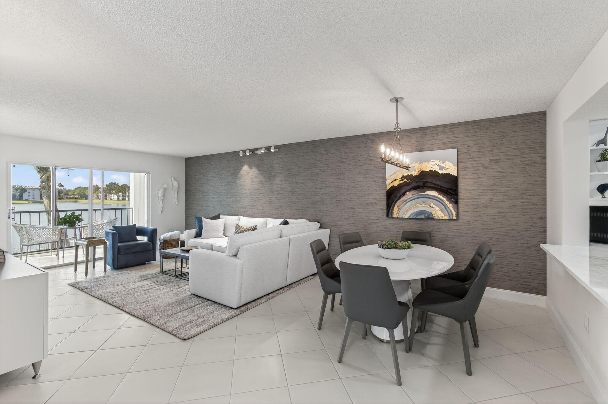 6121 Pointe Regal Circle 201