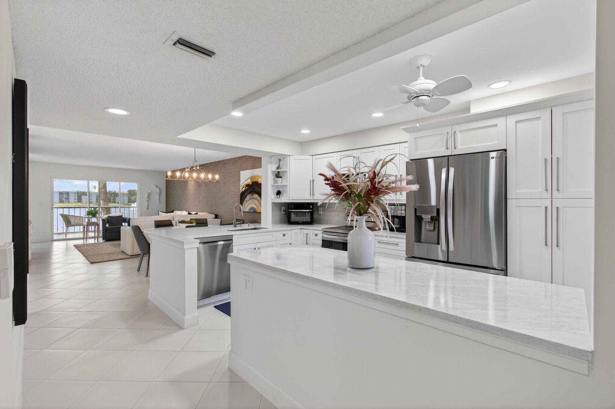 6121 Pointe Regal Circle 201