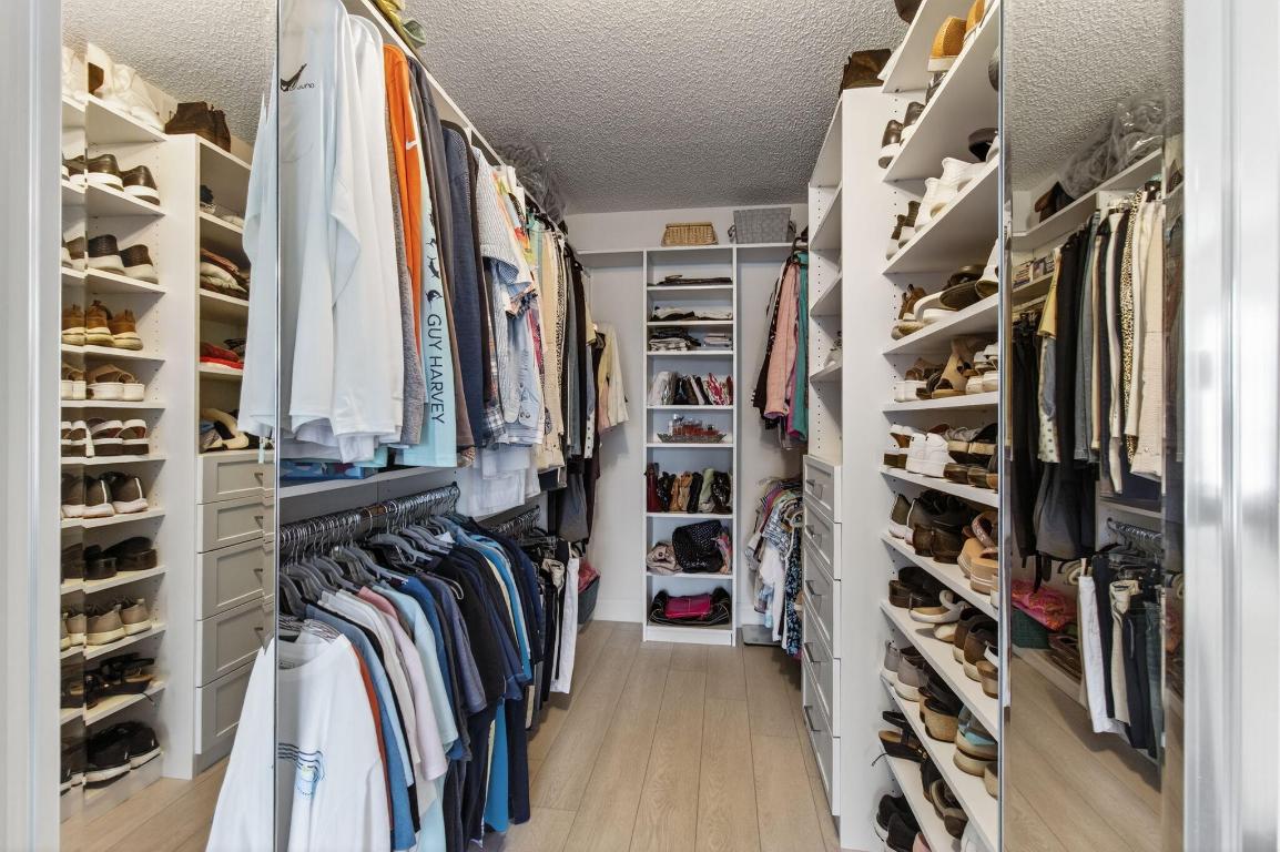 6121 Pointe Regal Circle 201