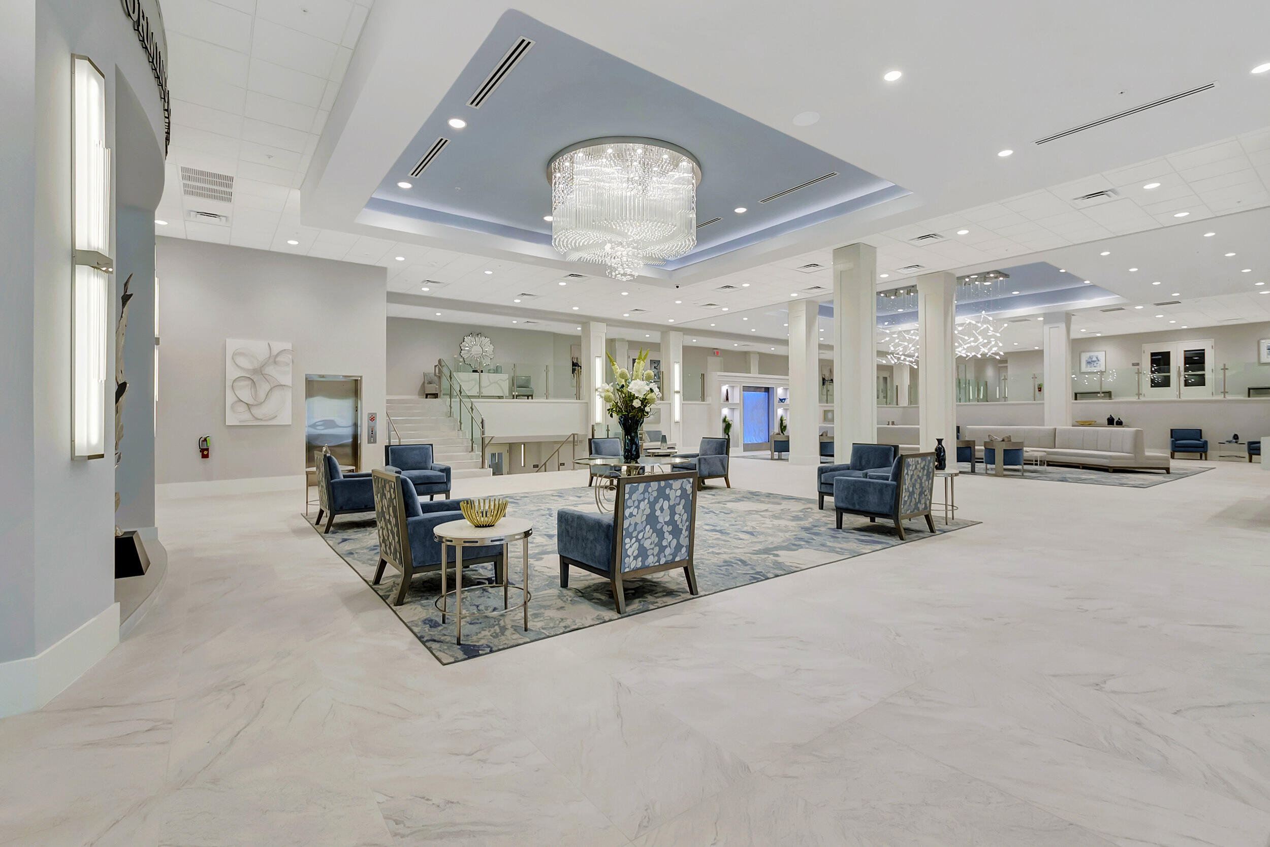 6121 Pointe Regal Circle 201