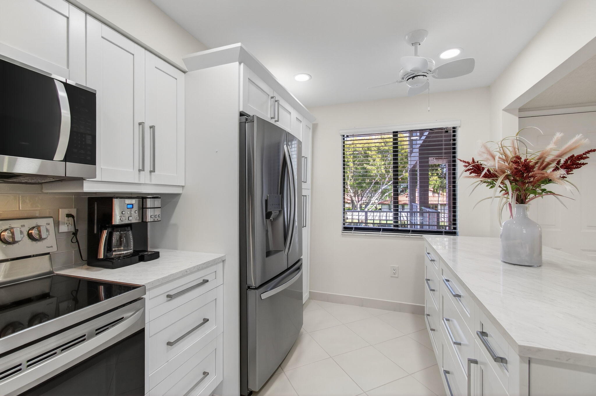 6121 Pointe Regal Circle 201