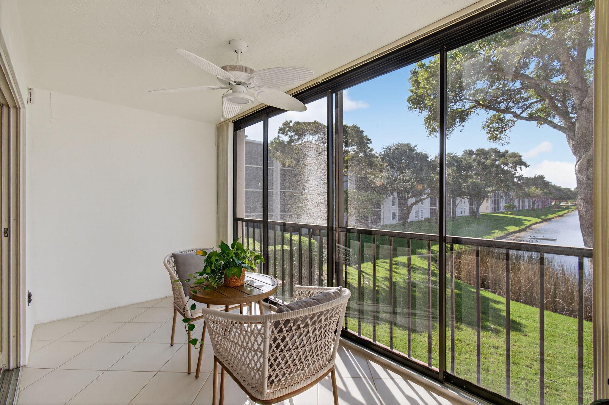 6121 Pointe Regal Circle 201