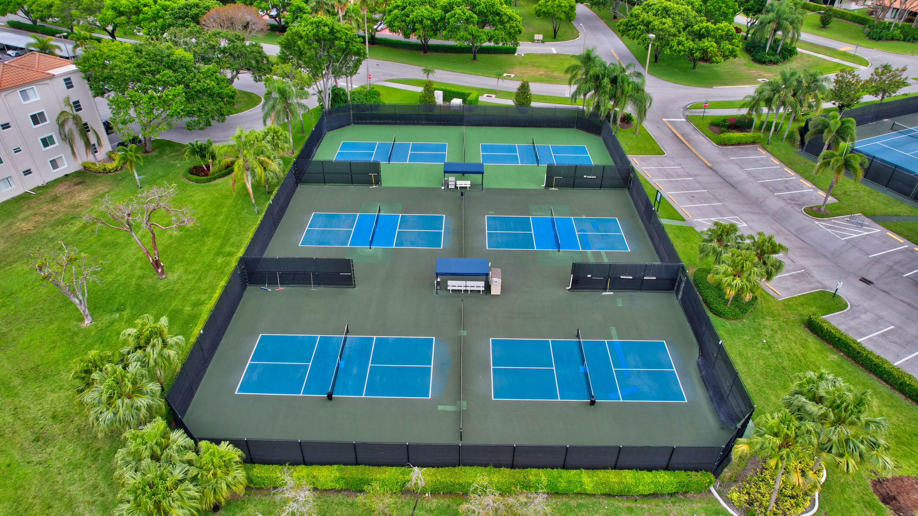 6121 Pointe Regal Circle 201